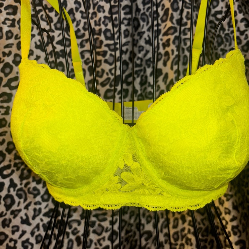 Y2K Neon Lace Bra- 36DD